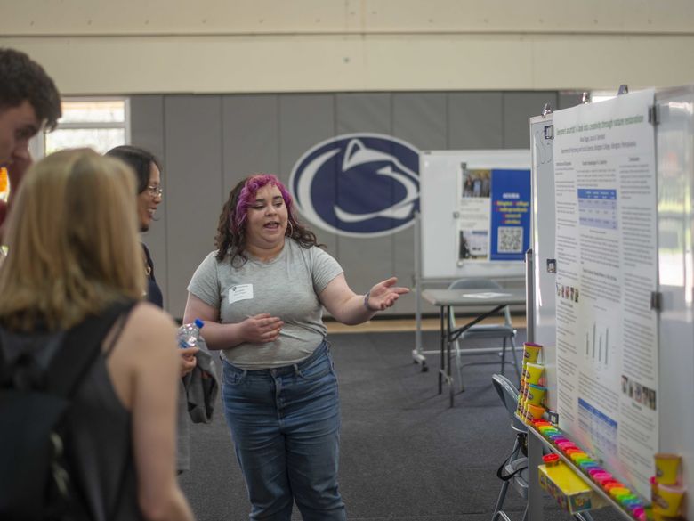 Student talking about her ACURA project 2022 at Penn State Abington (near Philadelphia)