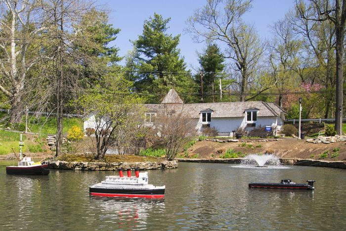 Abington boat sculpture