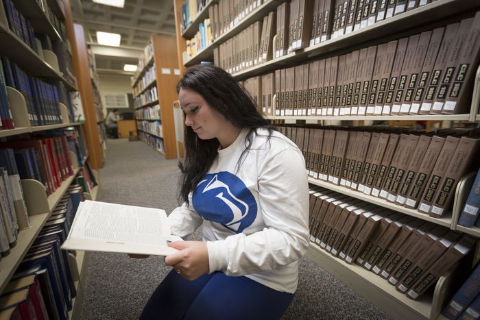 Student in library