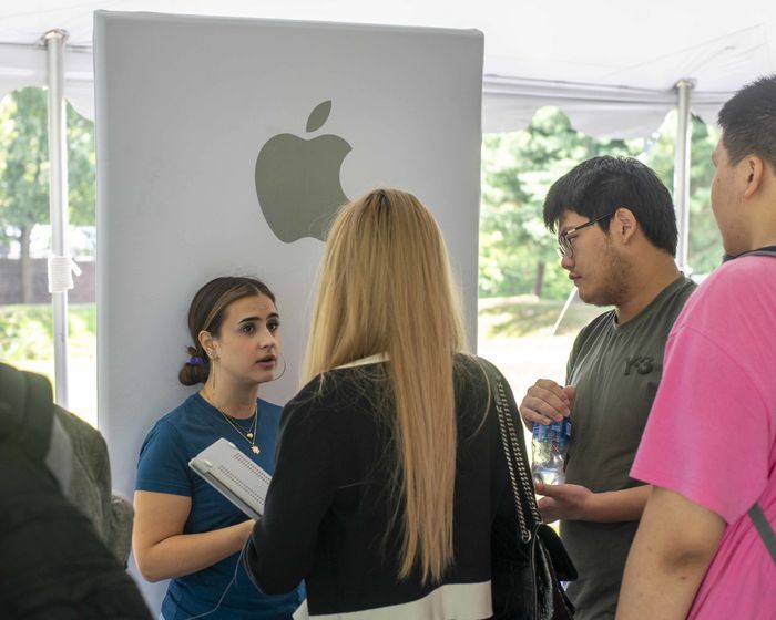 Local employer speaks with students at 2022 Part-Time Employment Fair at Penn State Abington