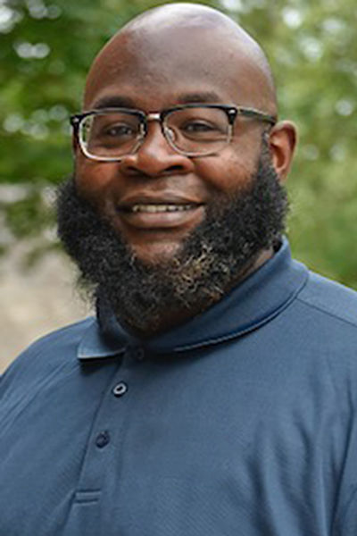 Davin Rowe Sr. headshot