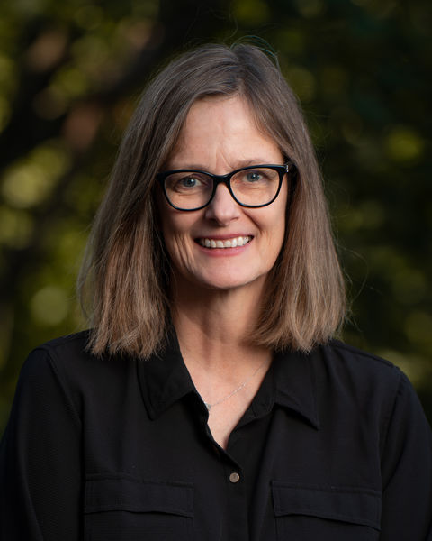 Friederike Baer Headshot