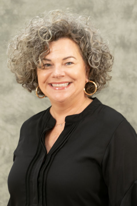 Gina Kaufman headshot