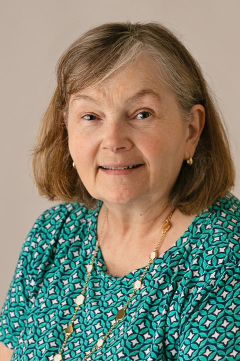 Janet McNally headshot
