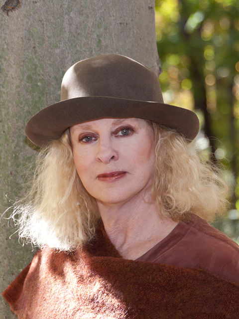 Linda Miller Headshot