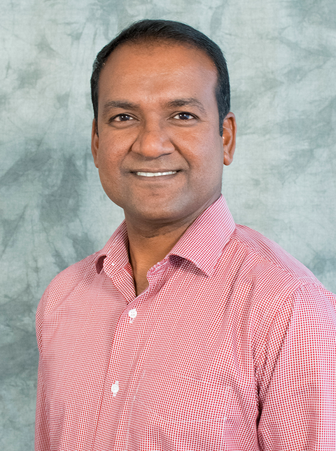 Dr. Vinayak Elangovan Headshot