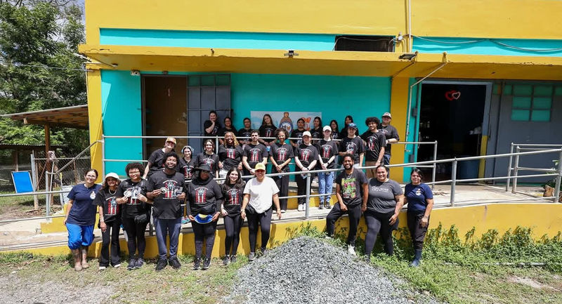 Students pose for a group photo
