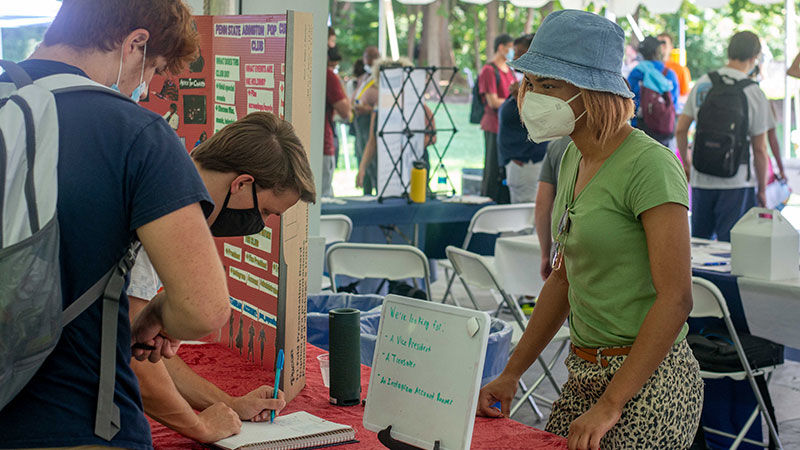 students at the Involvement Fair