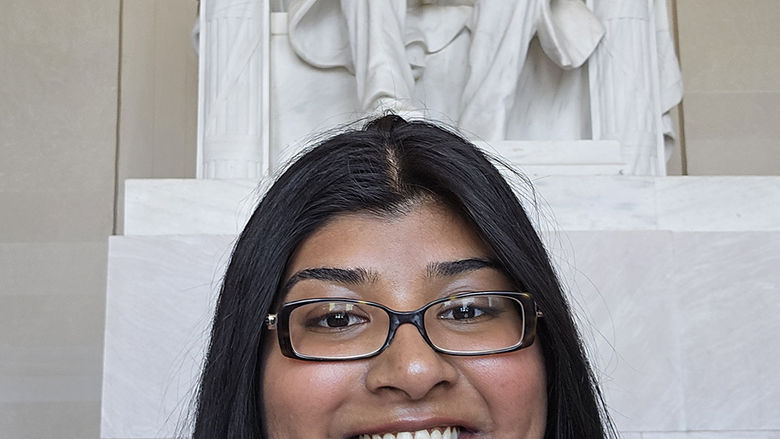 Victoria Metoo (Penn State Abington peer advisor)