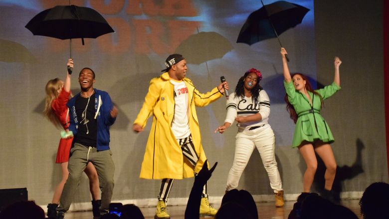 students with Todrick