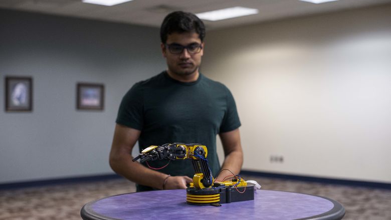 ACURA robot 