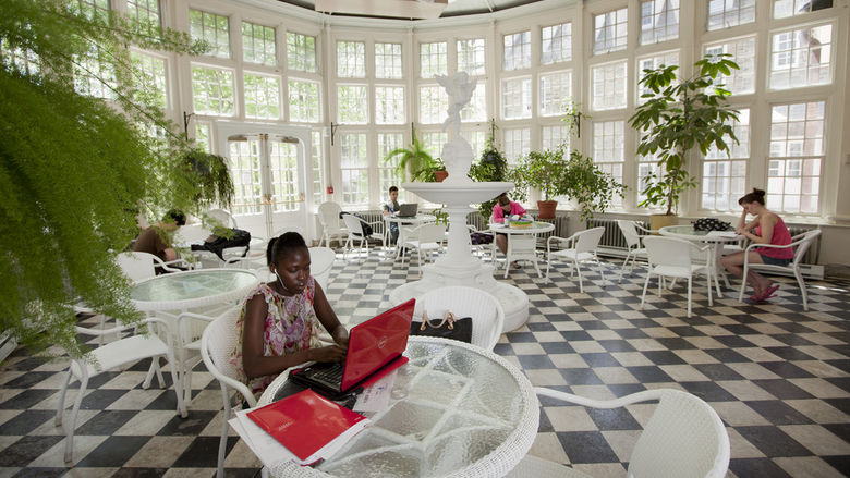 Solarium Sutherland Building