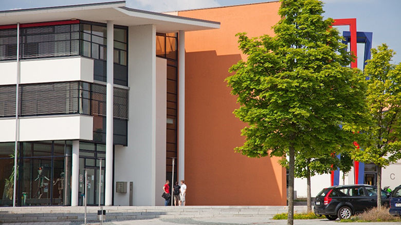 building at Hof University