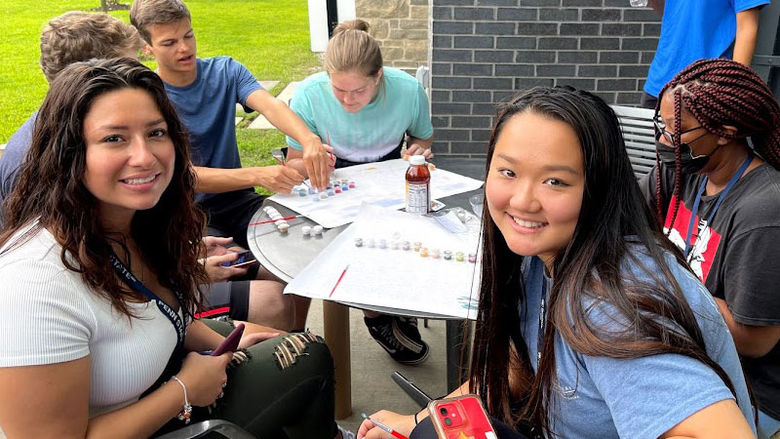 Penn State Abington Lions Gate students near Philadelphia