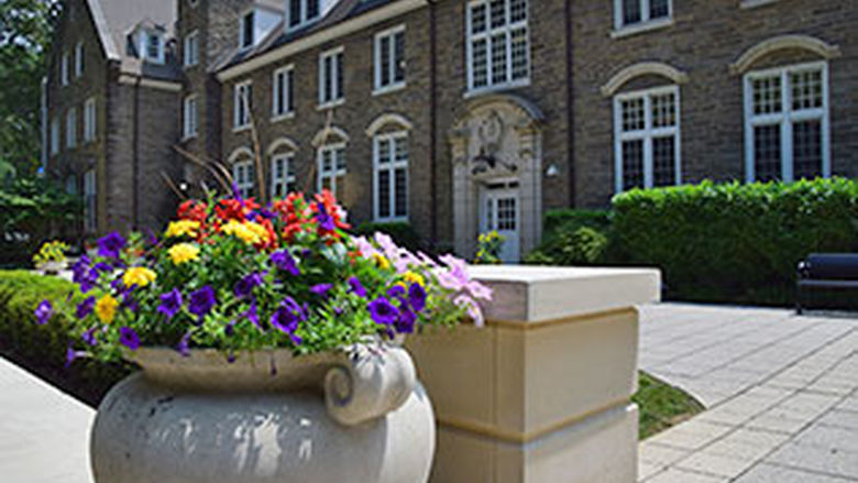 Sutherland Plaza