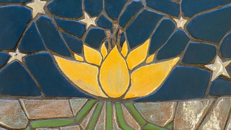 Sunflower tile