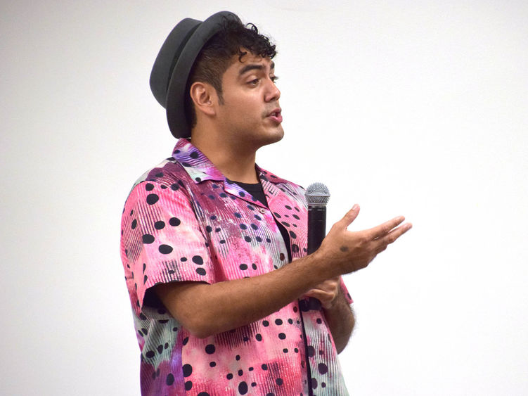 Activist Saul Flores talks to Penn State Abington students